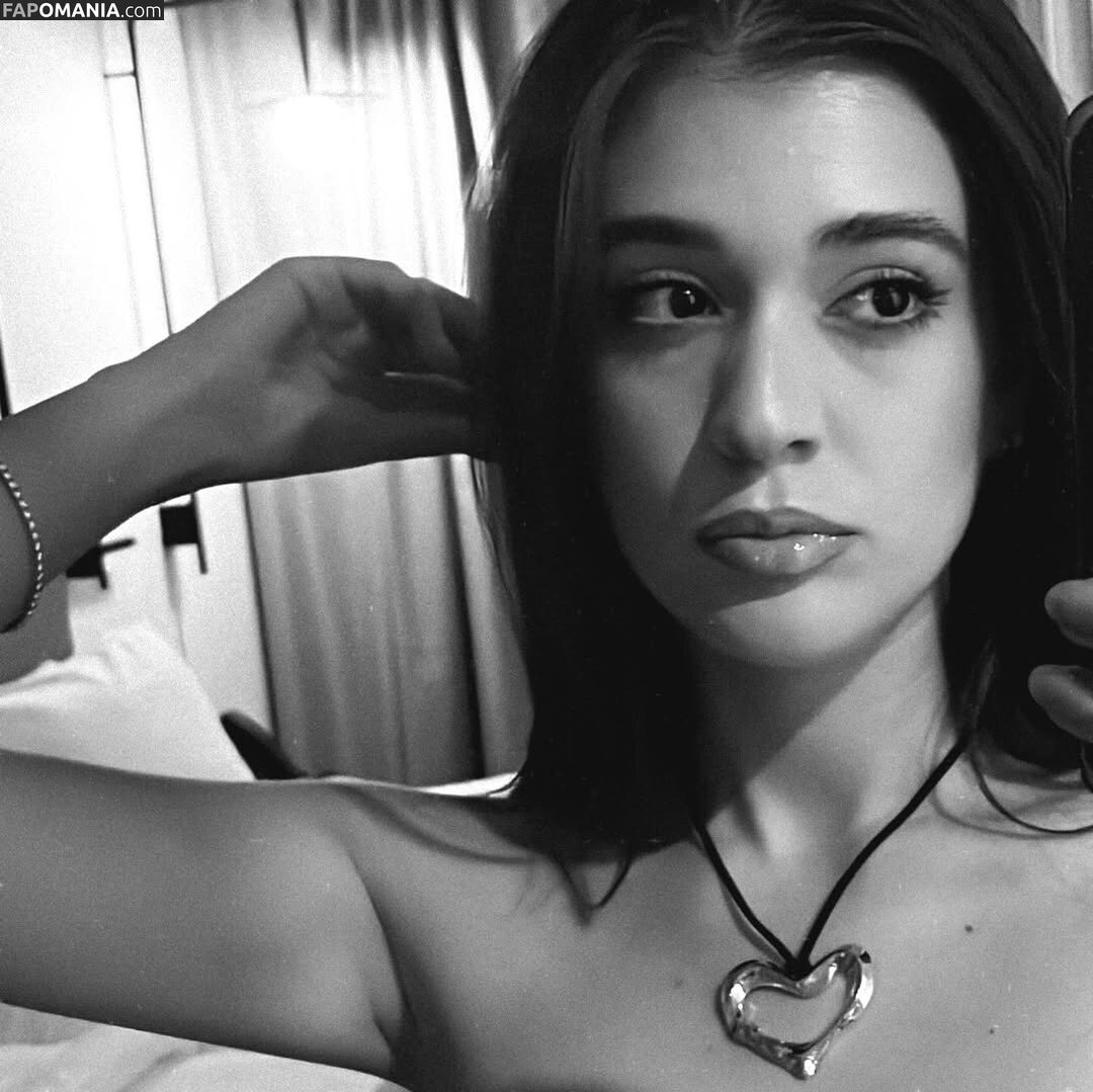 Nourine Abouseada / https: / nourineabouseada Naakt OnlyFans  Gelekte foto #12