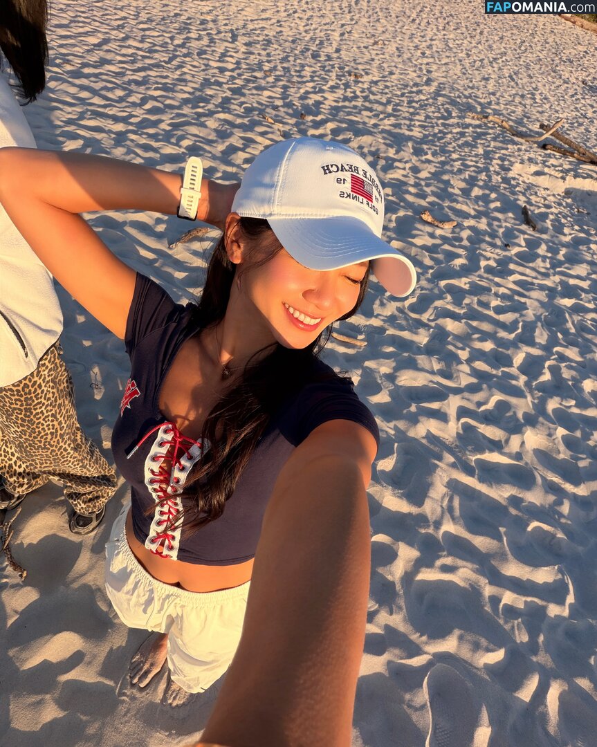 Novita Lam / novitalam Naakt OnlyFans  Gelekte foto #2