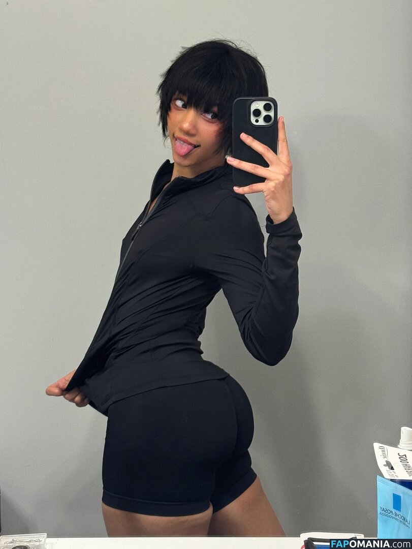 Numochiii Naakt OnlyFans  Gelekte foto #35