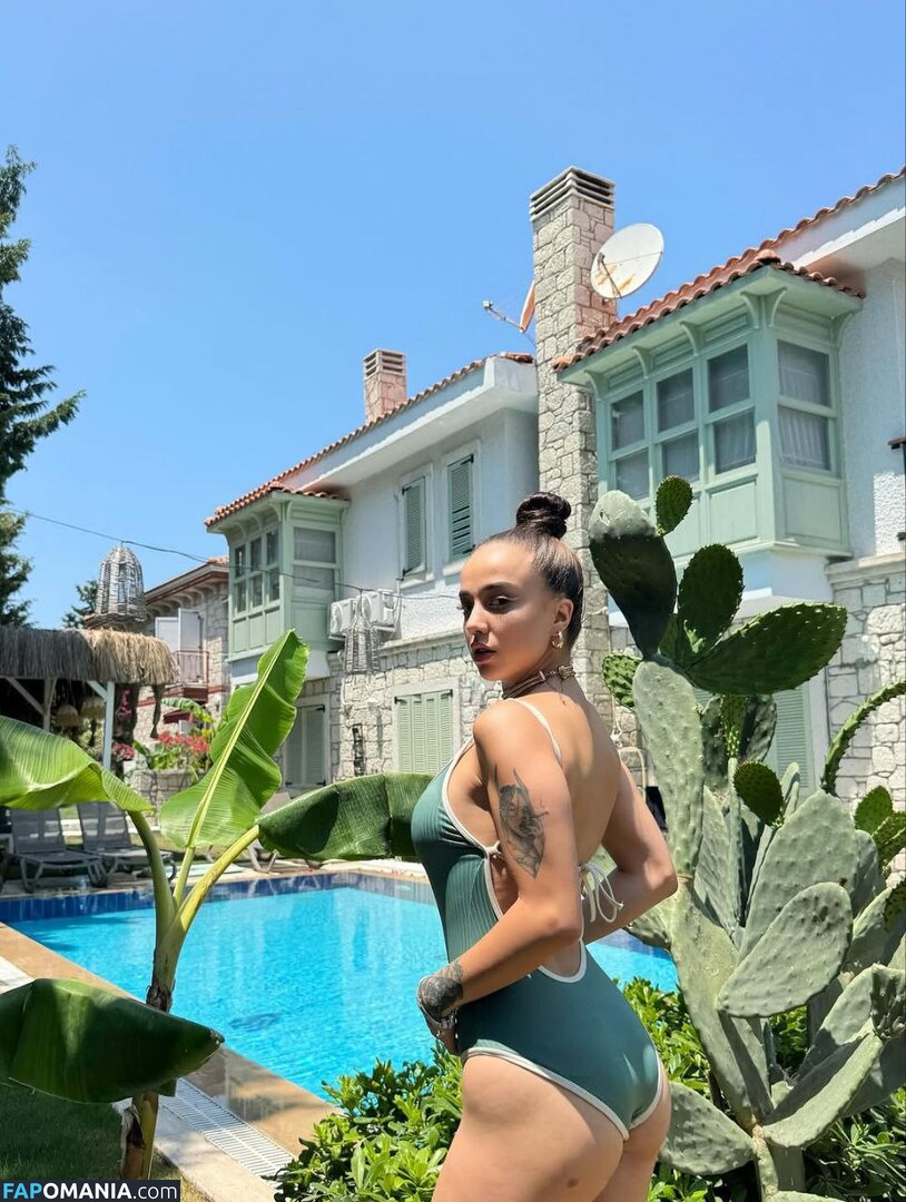 Nurseli Aksoy / https: / punknurseli Naakt OnlyFans  Gelekte foto #20