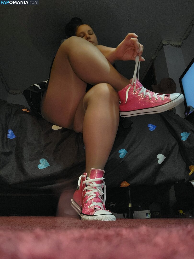 Nylonsandsocks / nylon_and_socks Naakt OnlyFans  Gelekte foto #4