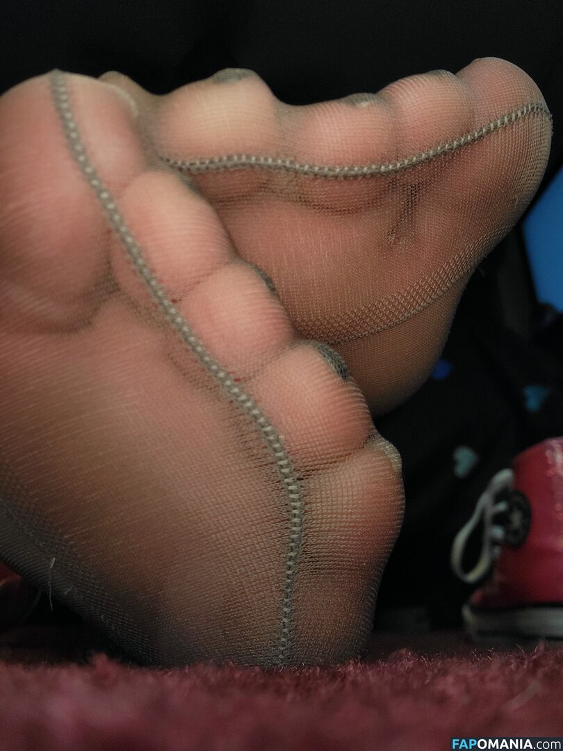 Nylonsandsocks / nylon_and_socks Naakt OnlyFans  Gelekte foto #9