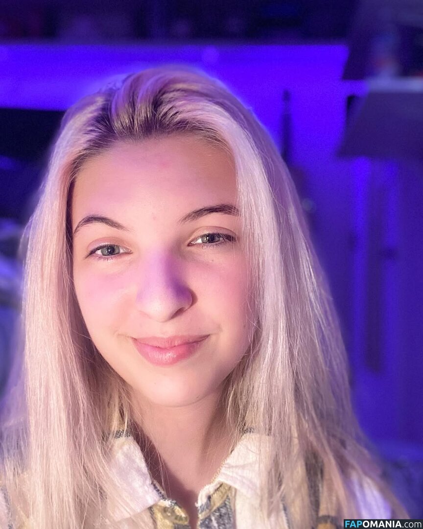 Minty / OkayMintyDust1 / Okaymintydust / https: Naakt OnlyFans  Gelekte foto #7
