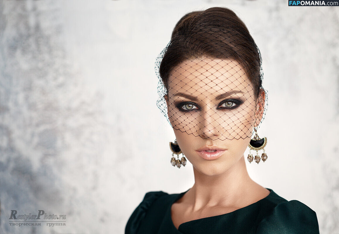 Beau M / Naomi D / Olga Alberti / olgaalberti Naakt OnlyFans  Gelekte foto #3