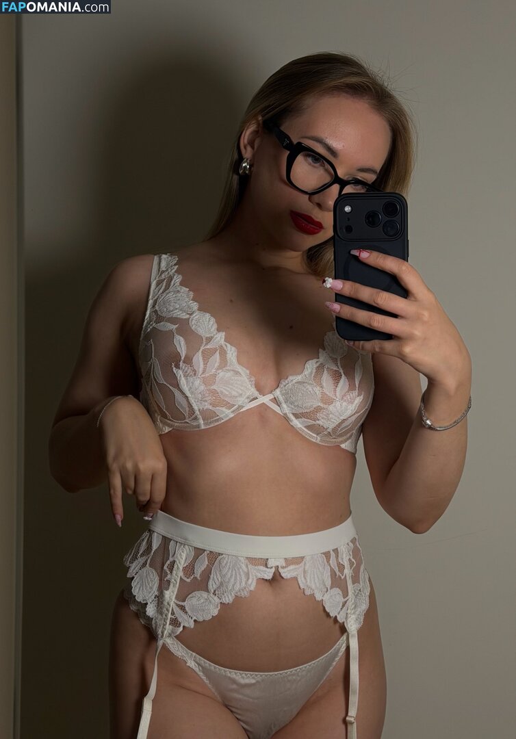 Sdmorena / olga_kril / olga_kril_ Naakt OnlyFans  Gelekte foto #3