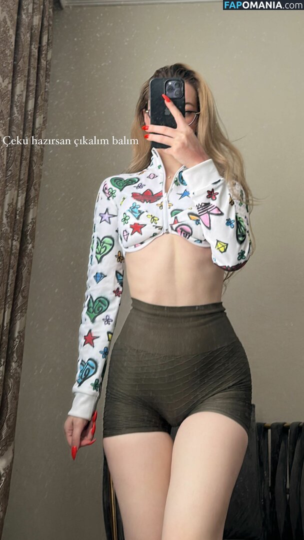 Oznur Guven / oz_nurunuz / oznurunuz / oznurunuzz Naakt OnlyFans  Gelekte foto #3