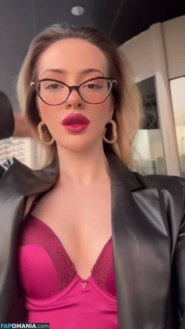 Oznur Guven / oz_nurunuz / oznurunuz / oznurunuzz Naakt OnlyFans  Gelekte foto #217