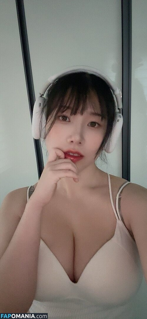 p.i.n.k02 Naakt OnlyFans  Gelekte foto #3