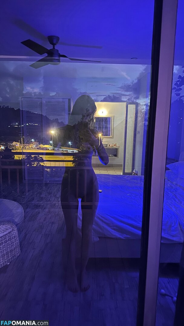 AnnaDellart / Pachka.ani / annushk.art Naakt OnlyFans  Gelekte foto #4