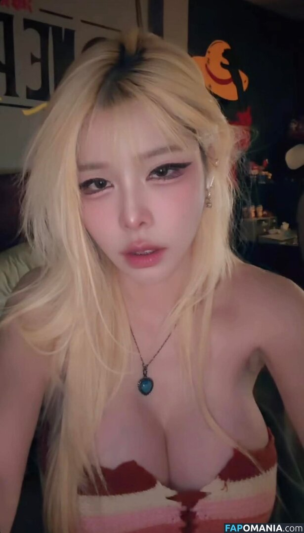 pang3pong / pang3pongsow / pangpond_lek / แป้งสามป๋องซาว Naakt OnlyFans  Gelekte foto #11