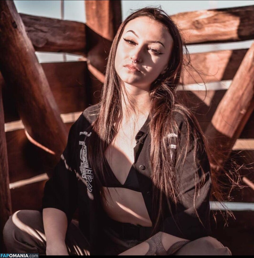 amator_csajok / f.lillaa / petratimea Naakt OnlyFans  Gelekte foto #1099