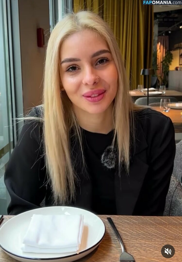 amator_csajok / f.lillaa / petratimea Naakt OnlyFans  Gelekte foto #1689