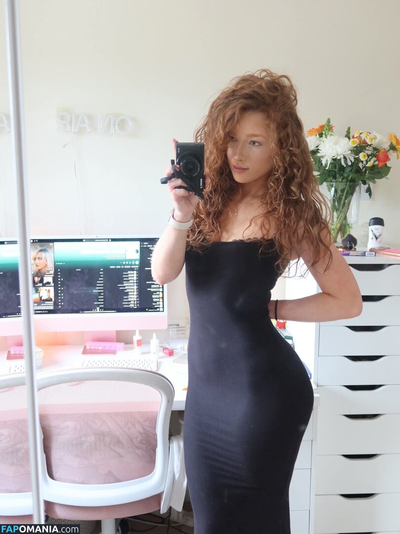 Phoebe / englishphoebex / phoebeisginger Naakt OnlyFans  Gelekte foto #25