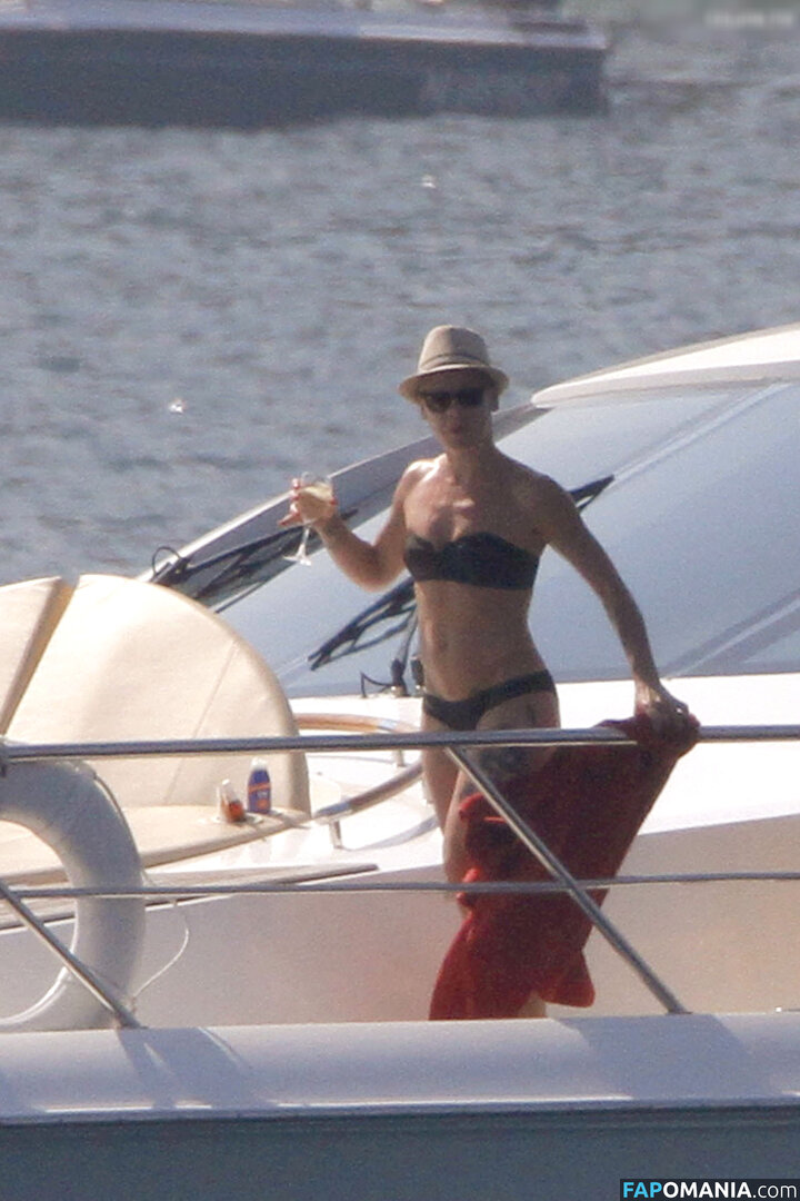 Alecia Beth Moore / Pink Naakt OnlyFans  Gelekte foto #125