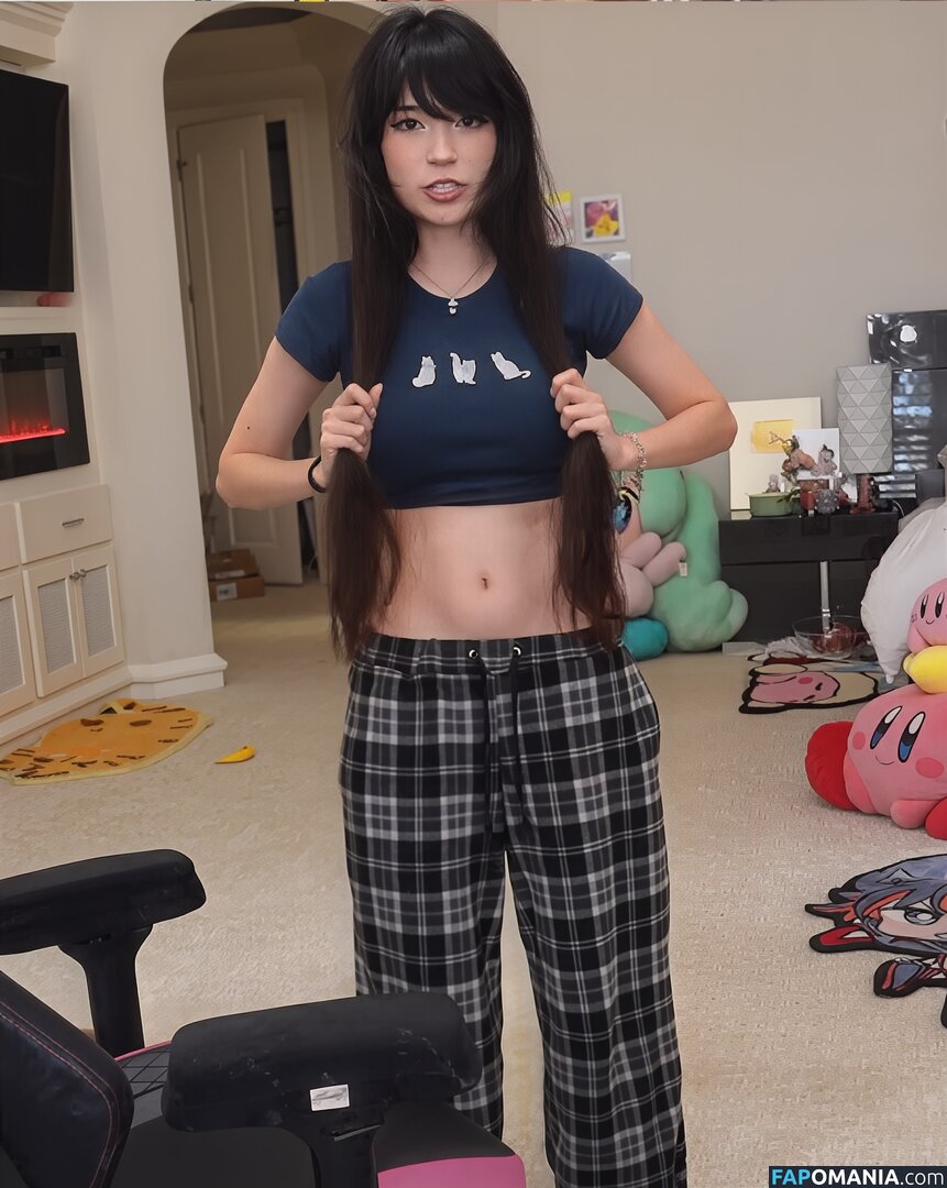 Pokimane / pokimanelol Naakt OnlyFans  Gelekte foto #18