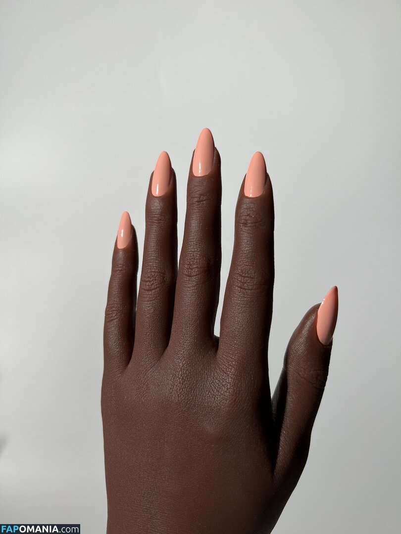 Poppy Peach Naakt OnlyFans  Gelekte foto #2