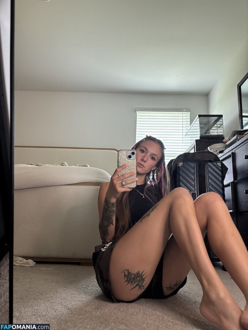 Poppy Quinn / PoppyQuinnn / https: / poppyquinn33 / the.poppy.quinn Naakt OnlyFans  Gelekte foto #3