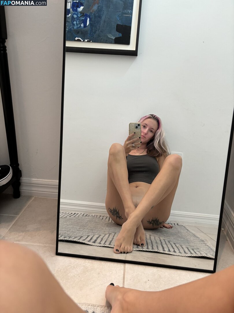 Poppy Quinn / PoppyQuinnn / https: / poppyquinn33 / the.poppy.quinn Naakt OnlyFans  Gelekte foto #13