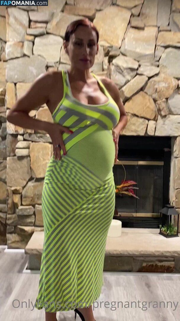 PregnantGranny Naakt OnlyFans  Gelekte foto #1