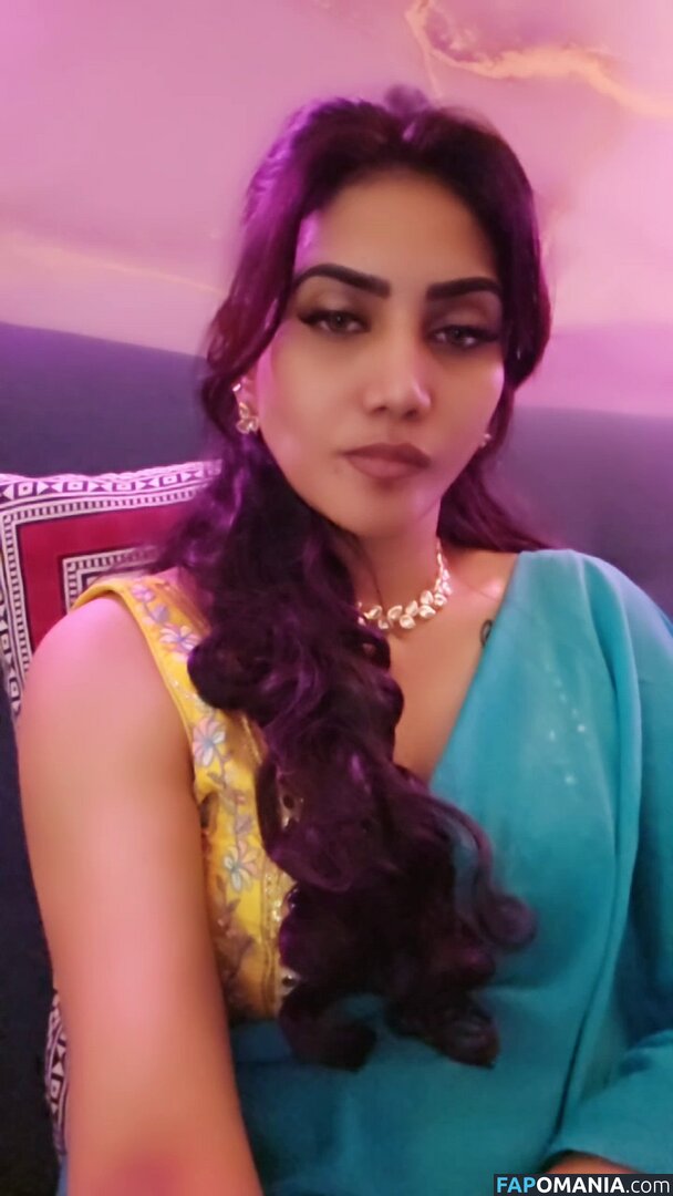 Priya Naidu / priya_naidu0422 Naakt OnlyFans  Gelekte foto #8