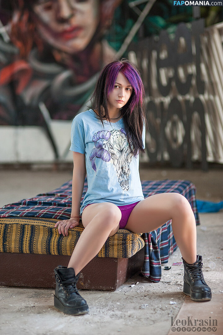 Purple Bitch / greatpurplebitch / https: / itstatypurple / lure_lady / purple_bitch Naakt OnlyFans  Gelekte foto #36