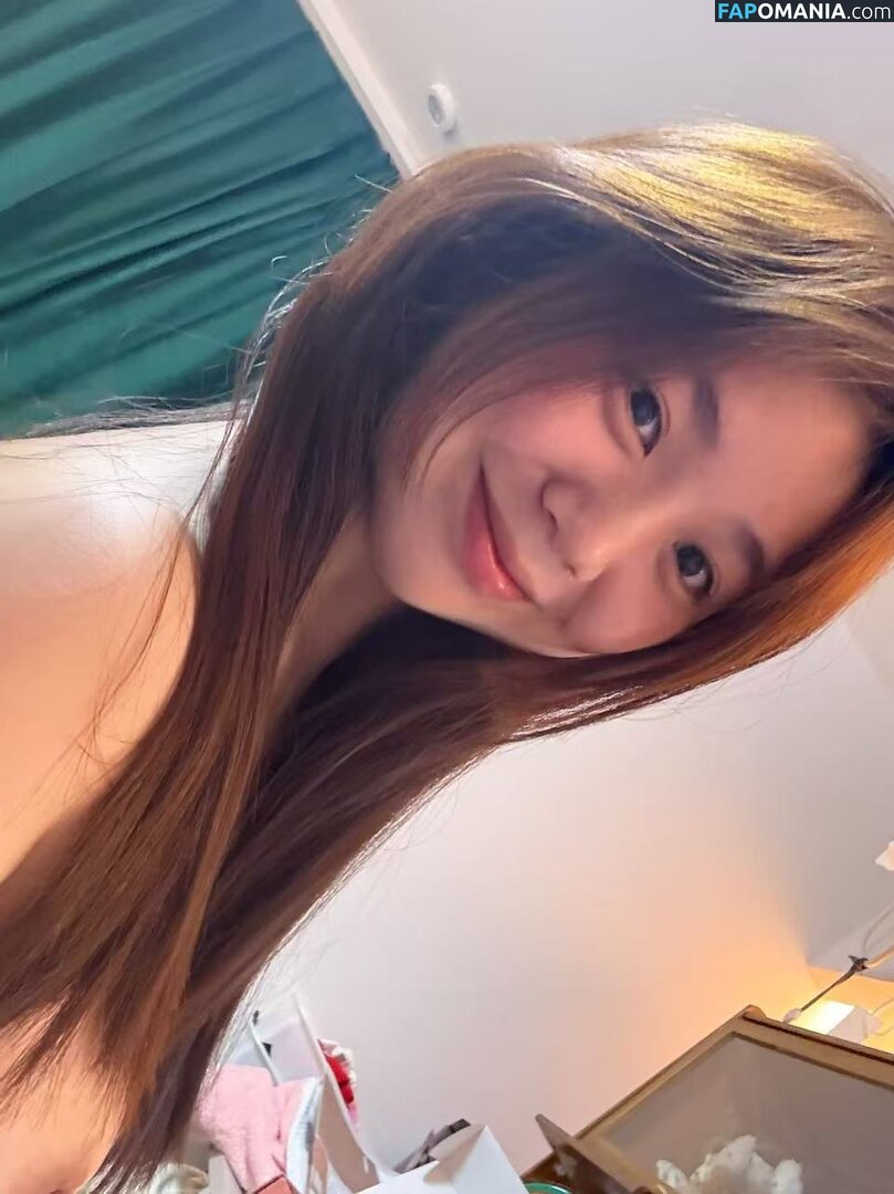 https: / qianqianwan96 Naakt OnlyFans  Gelekte foto #1