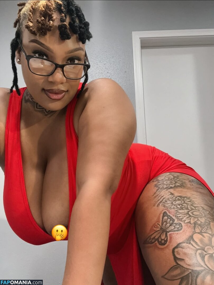 Queen Sznn / https: / locdqueenx Naakt OnlyFans  Gelekte foto #3