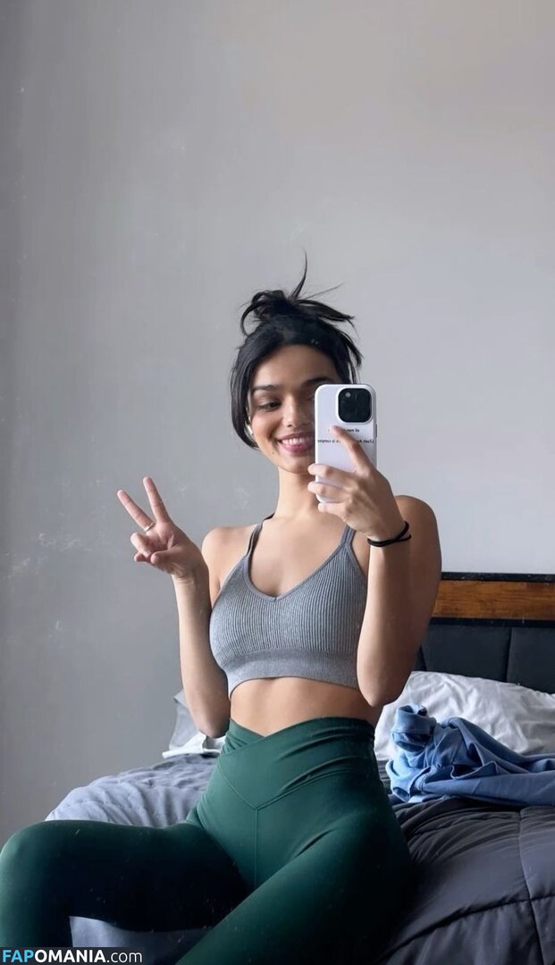 Rachel Zegler / rachelzegler / rachmariexoxo Naakt OnlyFans  Gelekte foto #866