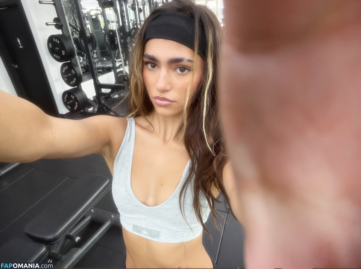 Rayna V / https: / raynaroseetv / raynavallandingham / raynavham Naakt OnlyFans  Gelekte foto #4