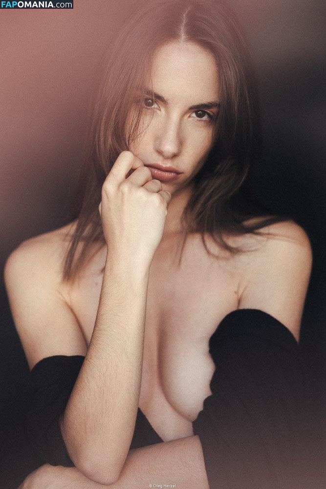 Rebecca Bagnol / _rebeccabagnol / bagnolrebecca / rebeccacambria_free Naakt OnlyFans  Gelekte foto #34