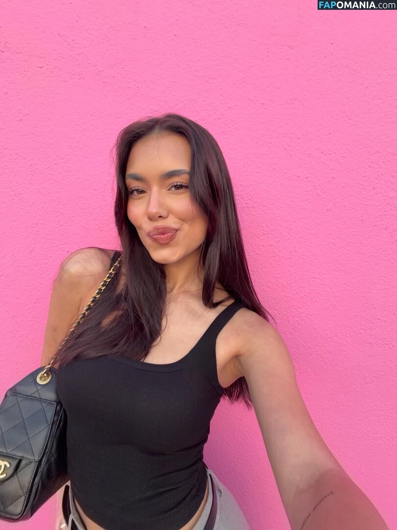 Rebecca Parziale / rebecca.parziale Naakt OnlyFans  Gelekte foto #12