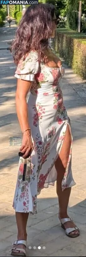 Rebecca Sarker Naakt OnlyFans  Gelekte foto #2