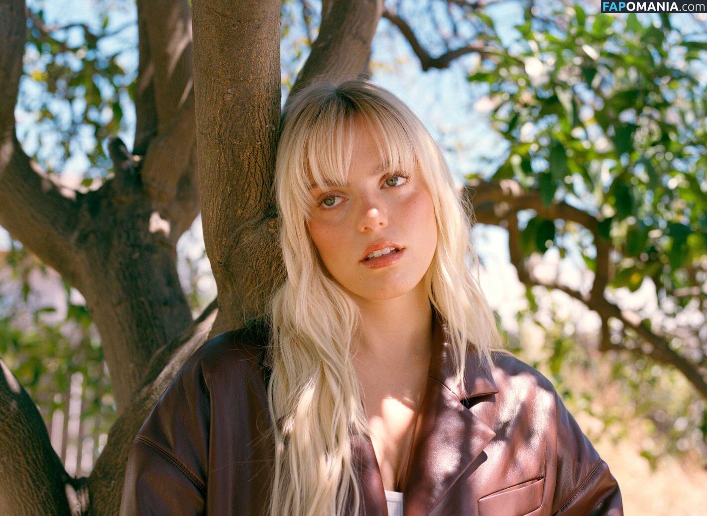 Renee Rapp / reneerapp Naakt OnlyFans  Gelekte foto #130