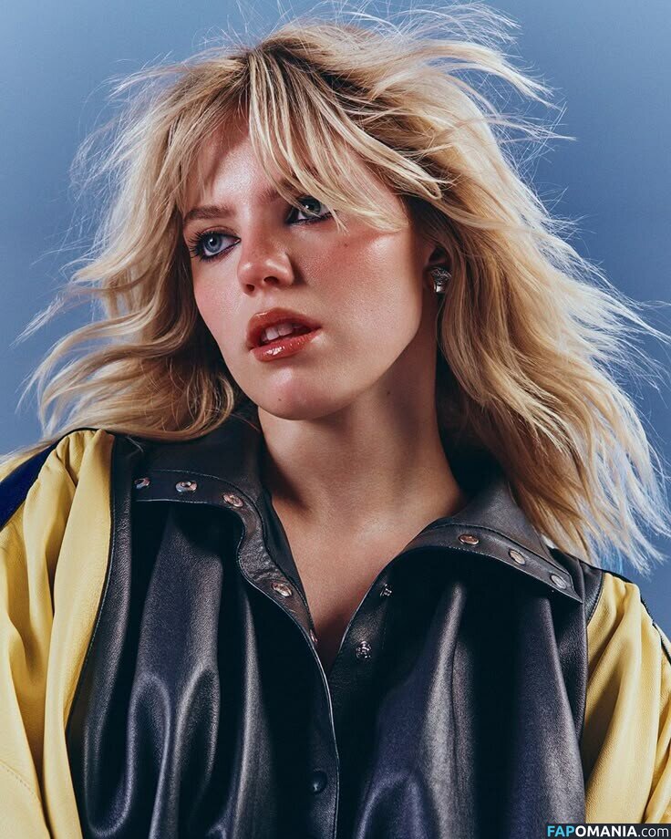 Renee Rapp / reneerapp Naakt OnlyFans  Gelekte foto #134