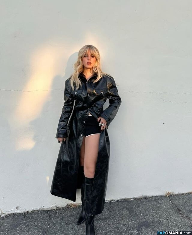 Renee Rapp / reneerapp Naakt OnlyFans  Gelekte foto #136