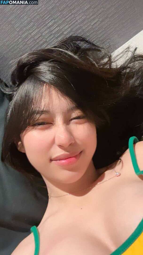 https: / notriissaaa / risaatjan Naakt OnlyFans  Gelekte foto #11