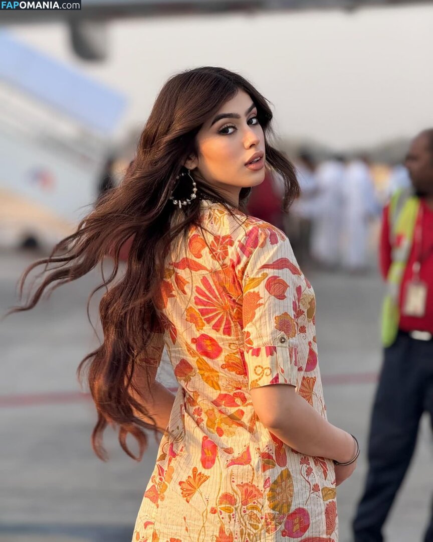 Riva Arora / https: / riva.arora.1 / riva.aroraofficial / rivarora_ Naakt OnlyFans  Gelekte foto #21