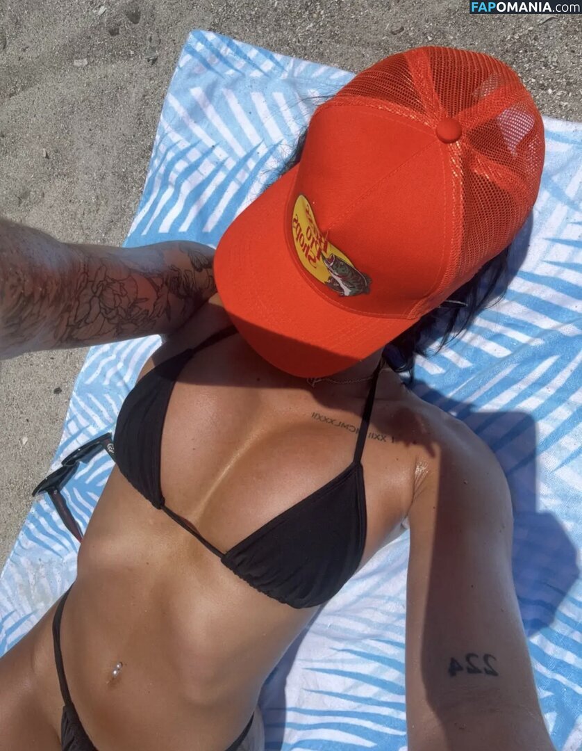 Petitetattedplati / Ronika Eskins / ronika_eskins Naakt OnlyFans  Gelekte foto #102
