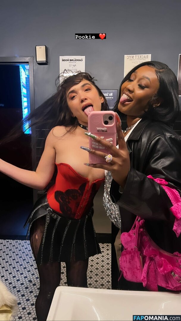 Rowan Blanchard / Simp Chat / https: / rowanblanchard Naakt OnlyFans  Gelekte foto #155