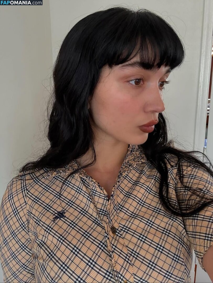Rowan Blanchard / Simp Chat / https: / rowanblanchard Naakt OnlyFans  Gelekte foto #526