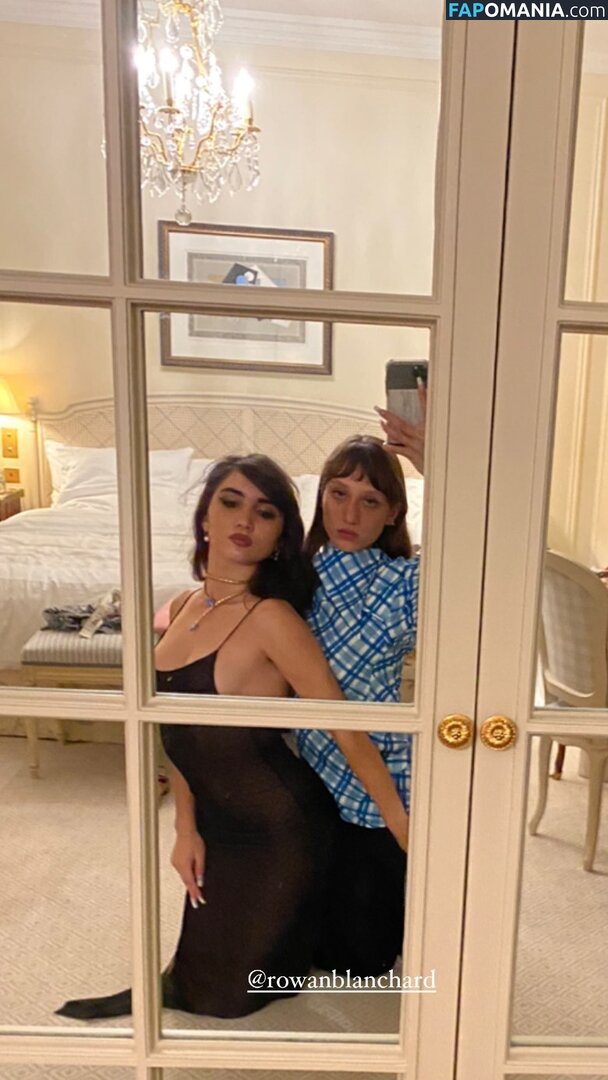 Rowan Blanchard / Simp Chat / https: / rowanblanchard Naakt OnlyFans  Gelekte foto #539