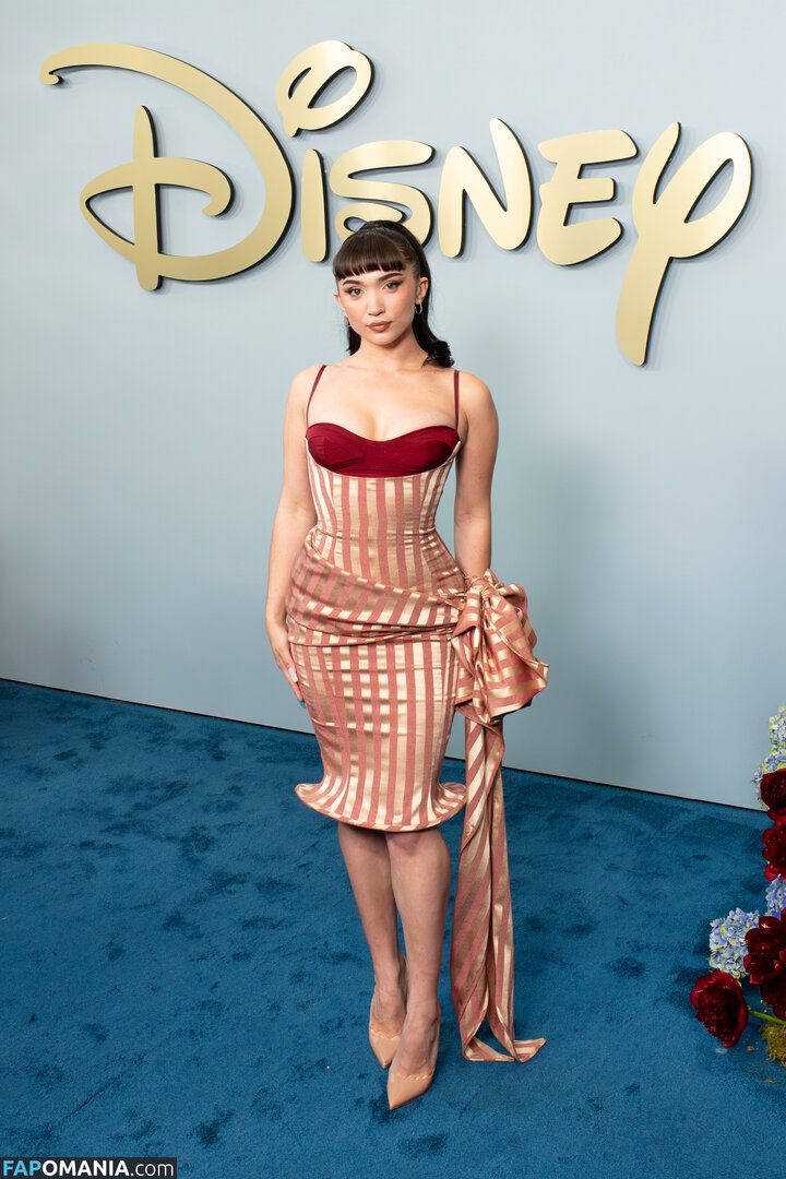 Rowan Blanchard / Simp Chat / https: / rowanblanchard Naakt OnlyFans  Gelekte foto #566