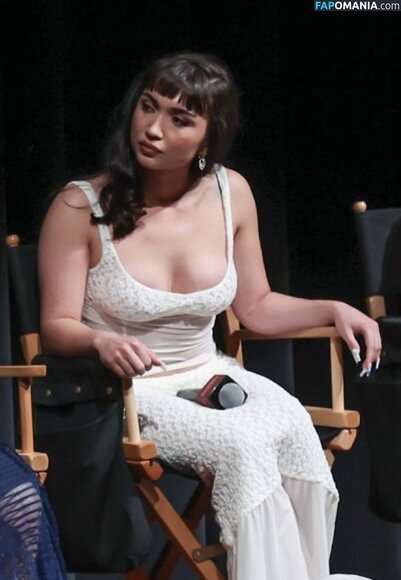 Rowan Blanchard / Simp Chat / https: / rowanblanchard Naakt OnlyFans  Gelekte foto #574