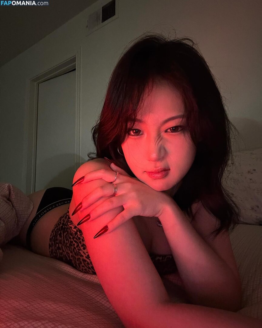 Rubyzhu / rubyzhu1204 Naakt OnlyFans  Gelekte foto #1