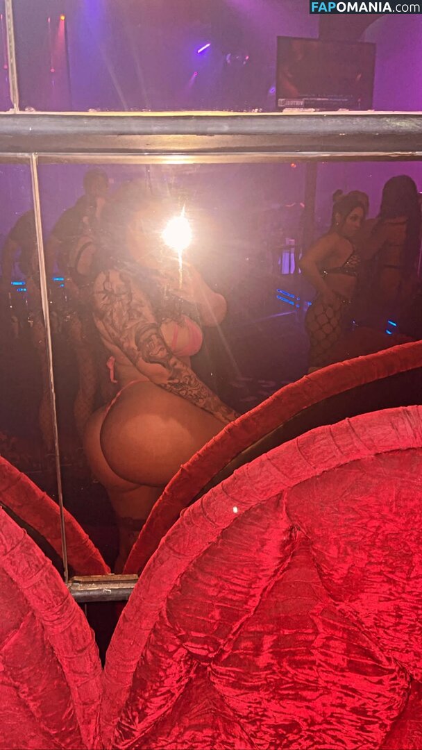 Ruthlesshg  / https: / mscarlettredd / ruthlesshg Naakt OnlyFans  Gelekte foto #2