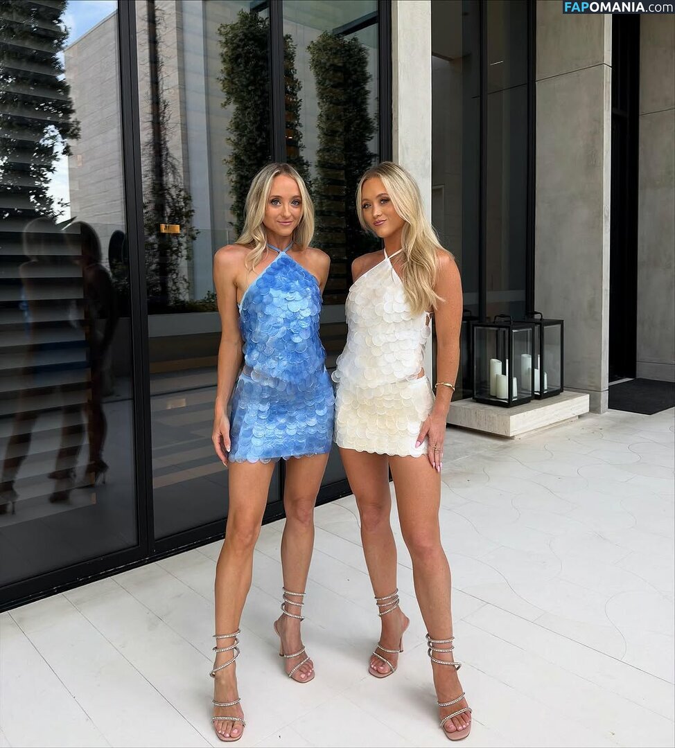 Rybka Twins / TheRybkaTwins / gosudarynia_rybka / rybkatwinsofficial / twins_rybka Naakt OnlyFans  Gelekte foto #13