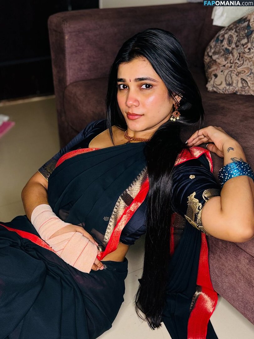 Saadhana Naidu Naakt OnlyFans  Gelekte foto #2