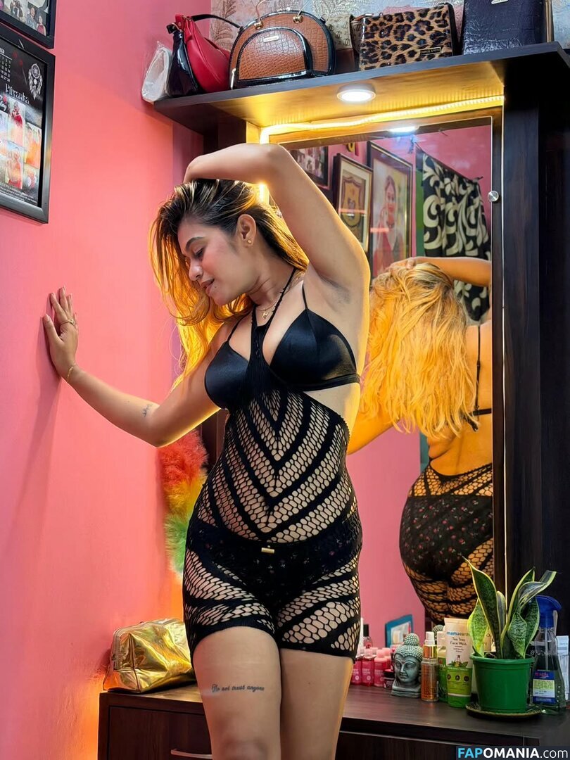 Sabetri Dehury / sabetridehury Naakt OnlyFans  Gelekte foto #12