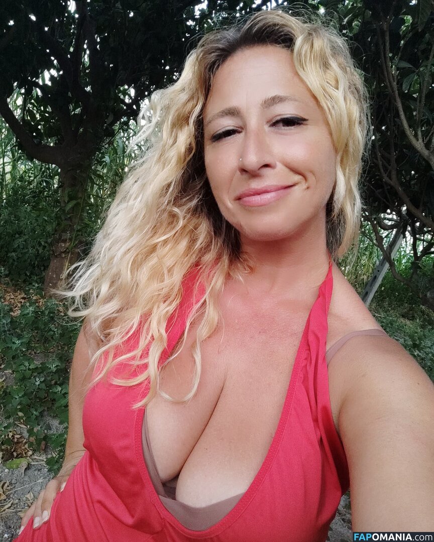 Sabina Di Iorio / sabina_diiorio / sabynadi Naakt OnlyFans  Gelekte foto #15