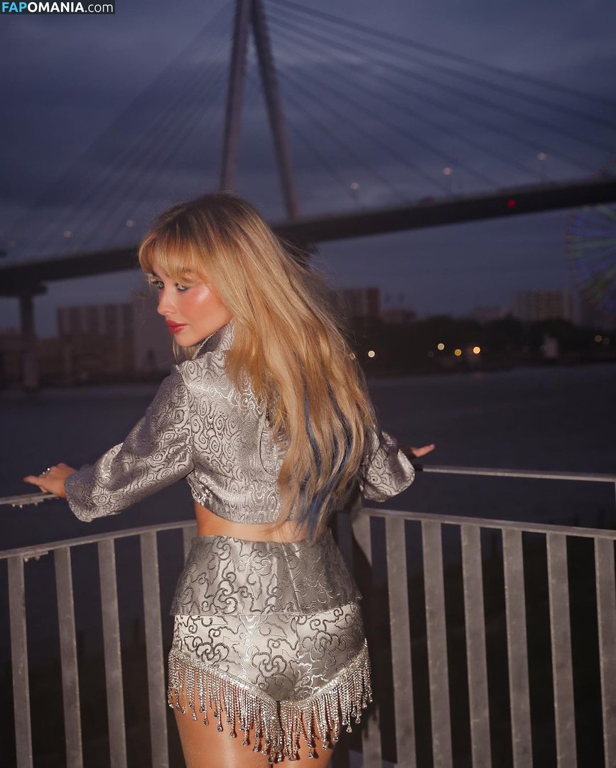 Sabrina Carpenter / https: / sabrinacarpenter Naakt OnlyFans  Gelekte foto #90